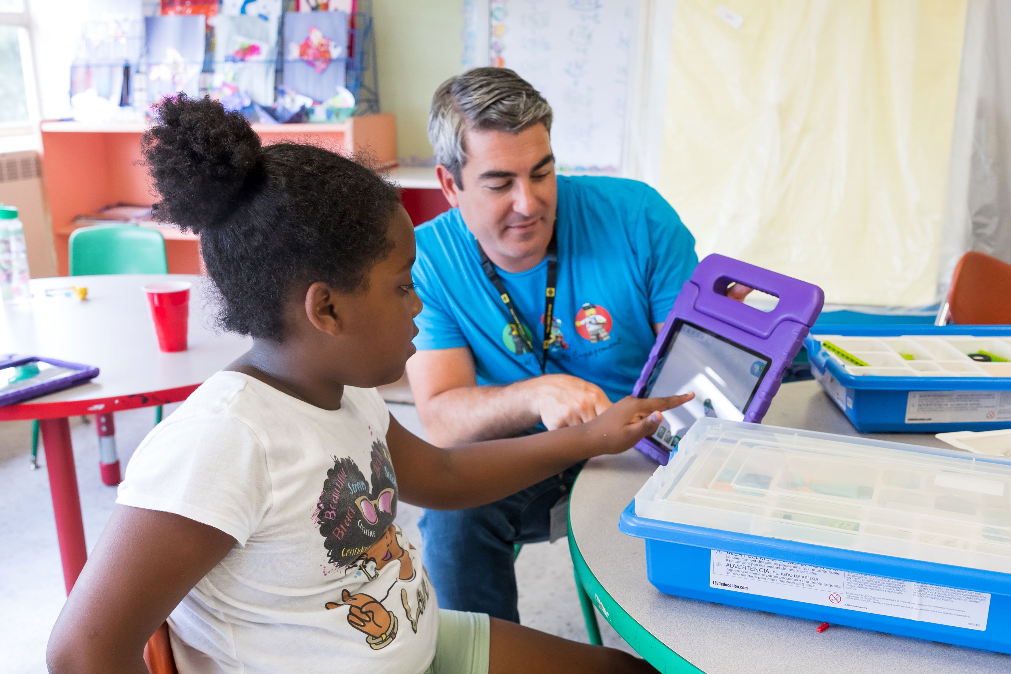 bell-program-lego-volunteers-2022-91.jpg Corporate giving